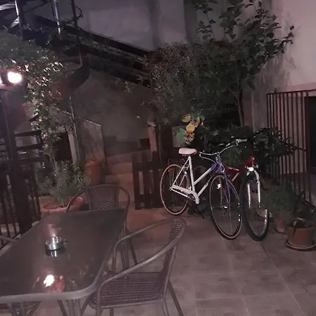 Alikes Close To International Airport And Rafina Port