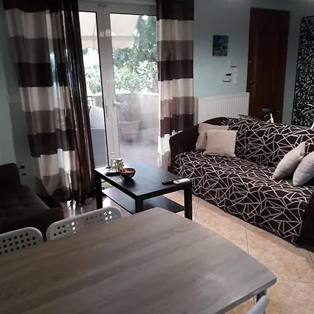 Apartment Alikes Close To International Airport And Rafina Port