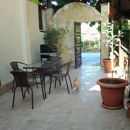 Alikes Close To International Airport And Rafina Port * Artemida (Attica)