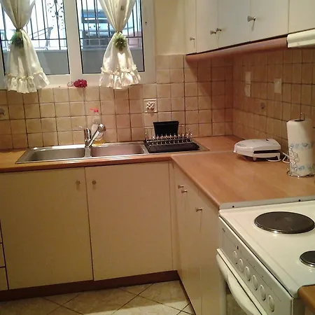 Apartment Alikes Close To International Airport And Rafina Port *