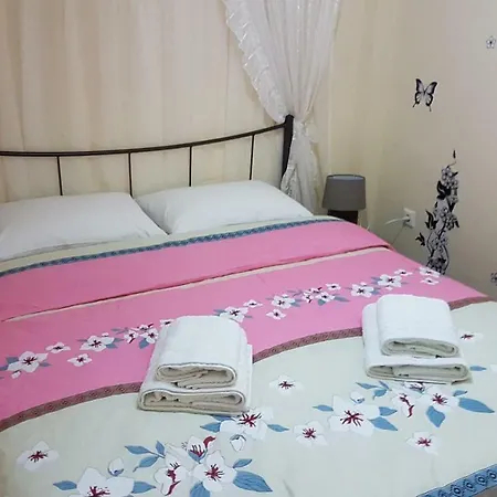 Apartment Alikes Close To International Airport And Rafina Port Artemida (Attica)
