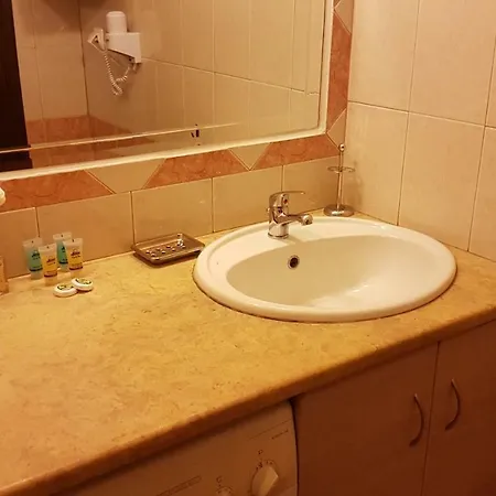 Apartment Alikes Close To International Airport And Rafina Port Artemida (Attica)